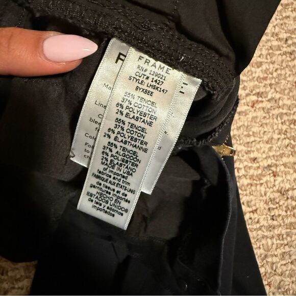 Frame Denim | Byxbee Dark Wash Le High Skinny Jeans with Tiered Fringe- Size 28 - Picture 14 of 14